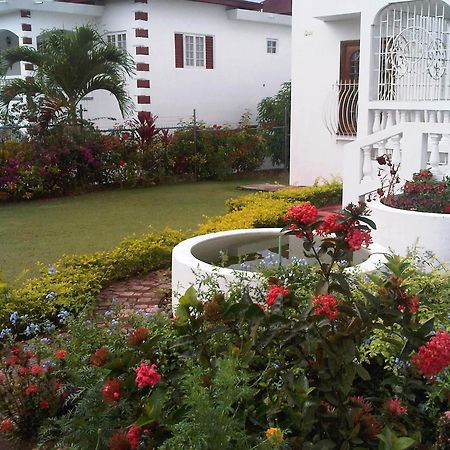 Montego Bay Westgate Hills Jamaica Melrose Place Exterior photo